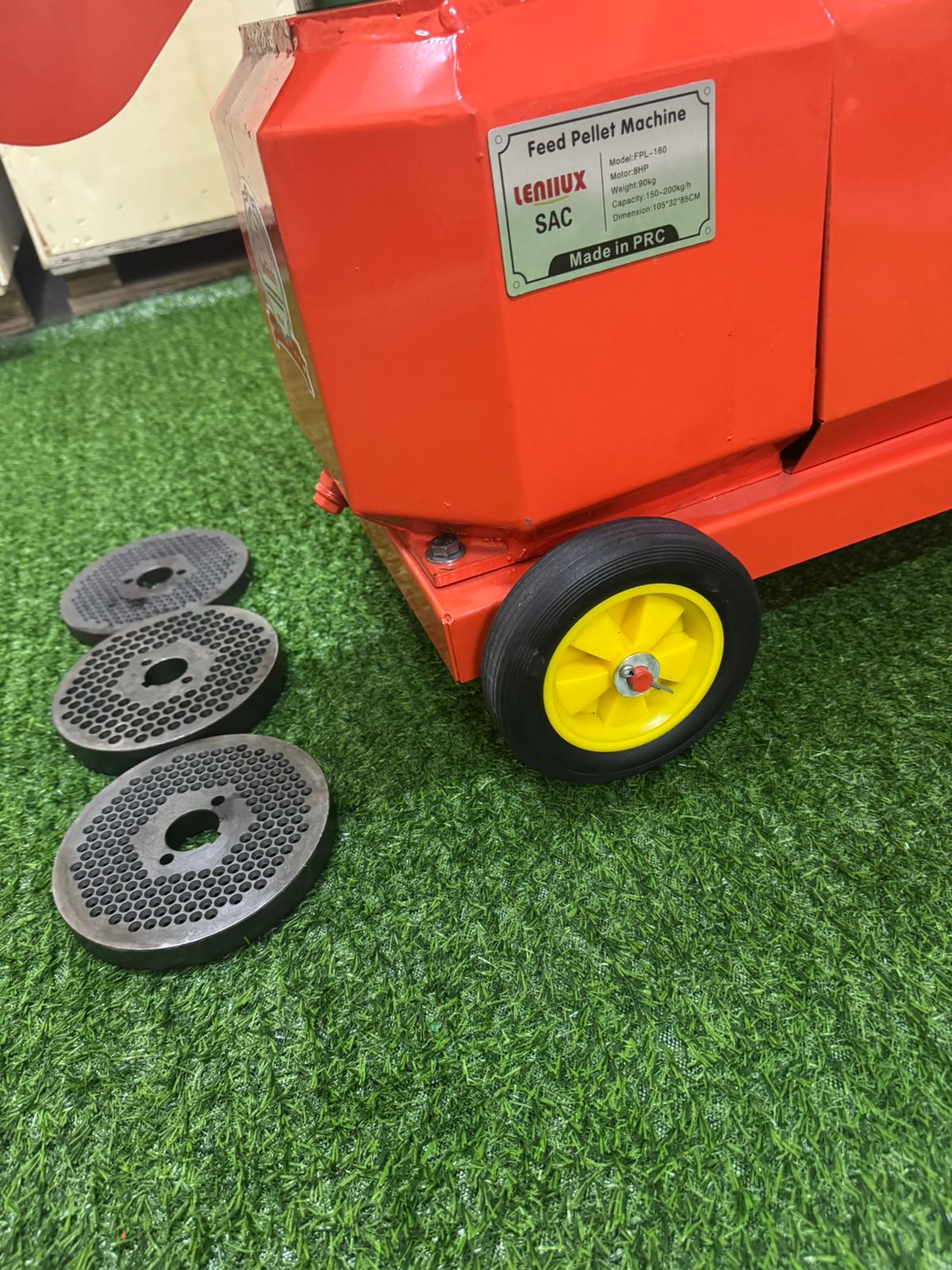 Peletizadora para alimentos de 8hp 200kg/h 220V monofásico (incluye discos 2.5,3,4,5)